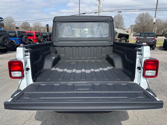 2026 Jeep Gladiator Sport