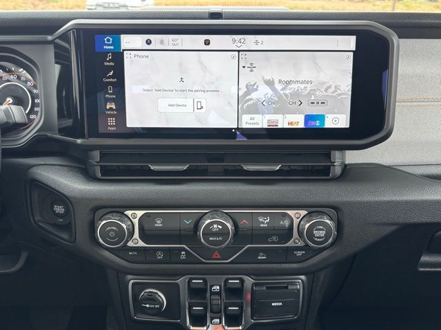 2026 Jeep Gladiator Sport