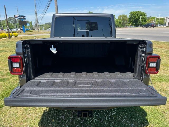 2026 Jeep Gladiator Shadow Ops