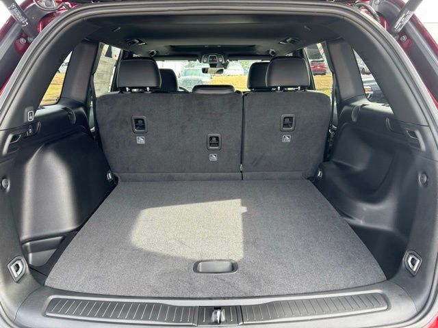 2026 Jeep Grand Cherokee Altitude