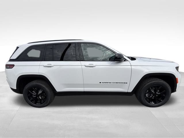 2026 Jeep Grand Cherokee Altitude