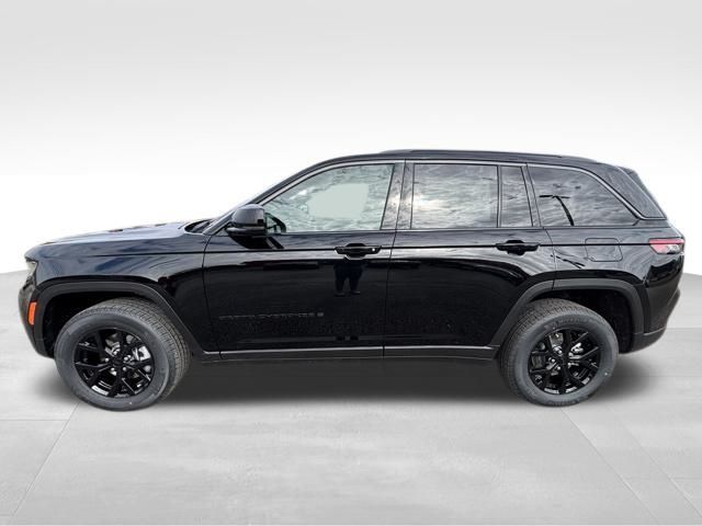 2026 Jeep Grand Cherokee Altitude