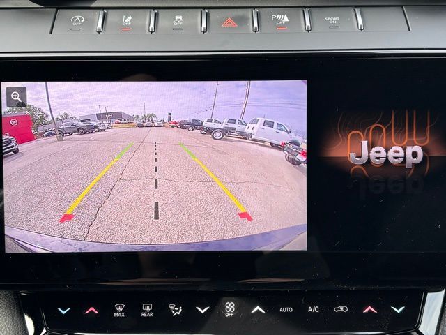 2026 Jeep Grand Cherokee Altitude