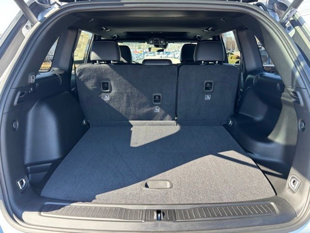 2026 Jeep Grand Cherokee Altitude