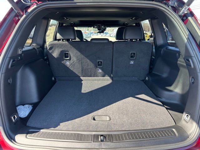 2026 Jeep Grand Cherokee Altitude