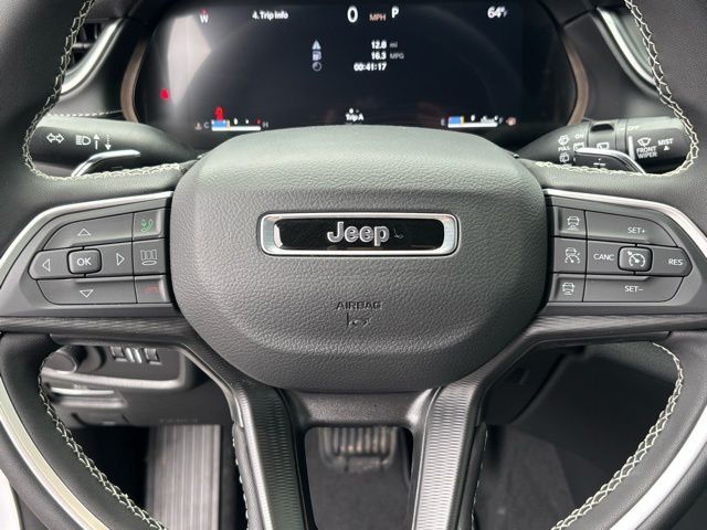 2026 Jeep Grand Cherokee Laredo