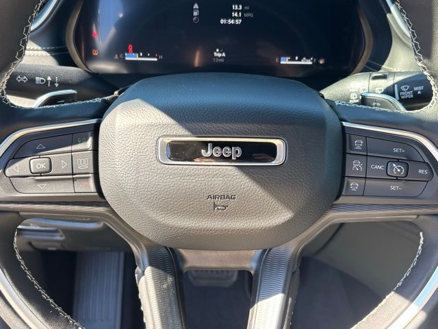 2026 Jeep Grand Cherokee Laredo