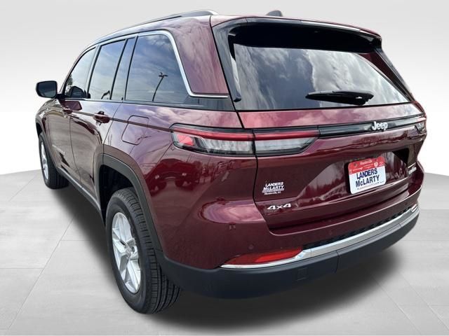 2026 Jeep Grand Cherokee Laredo