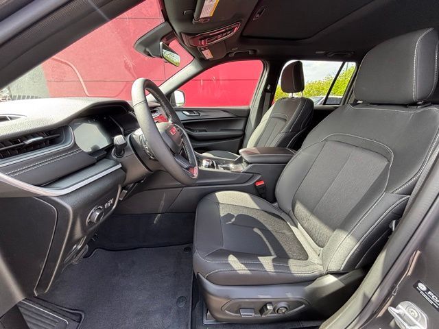 2026 Jeep Grand Cherokee Laredo X