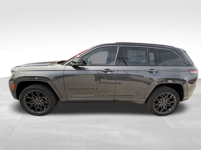 2026 Jeep Grand Cherokee Summit