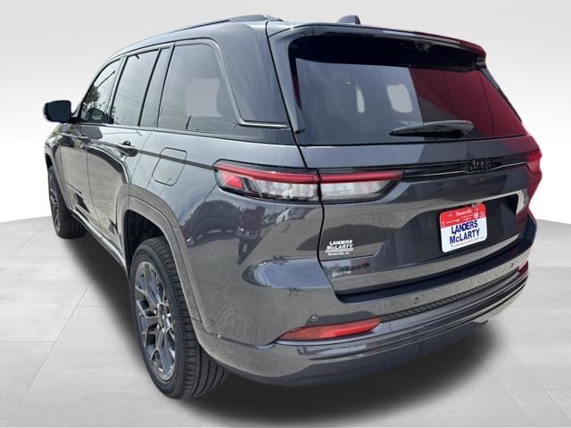 2026 Jeep Grand Cherokee Summit