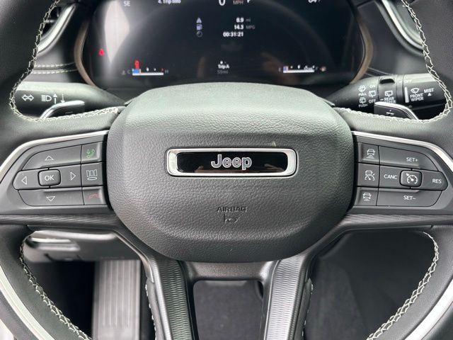 2026 Jeep Grand Cherokee Laredo