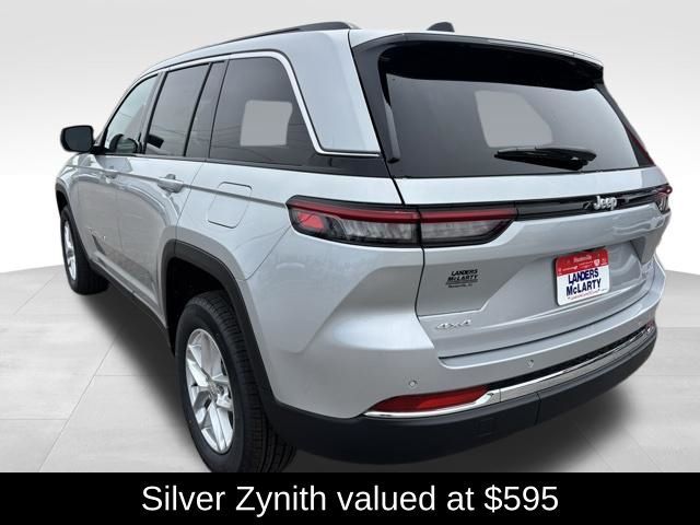 2026 Jeep Grand Cherokee Laredo