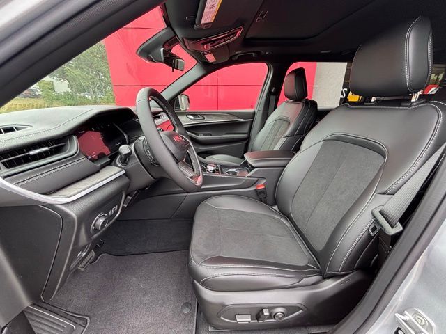 2026 Jeep Grand Cherokee L Altitude