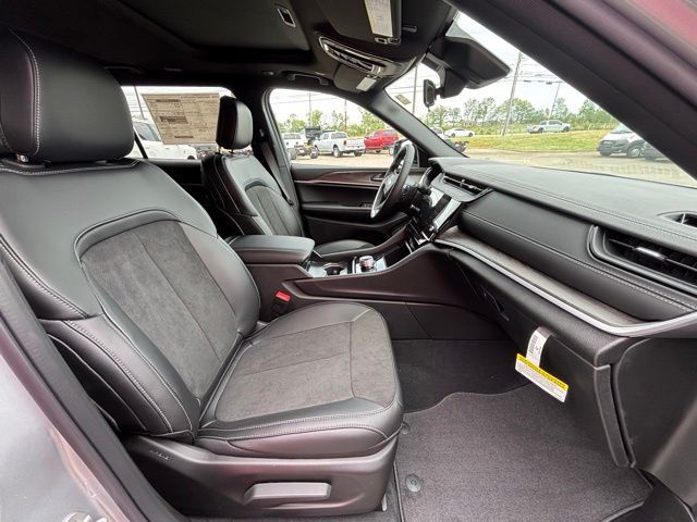 2026 Jeep Grand Cherokee L Altitude