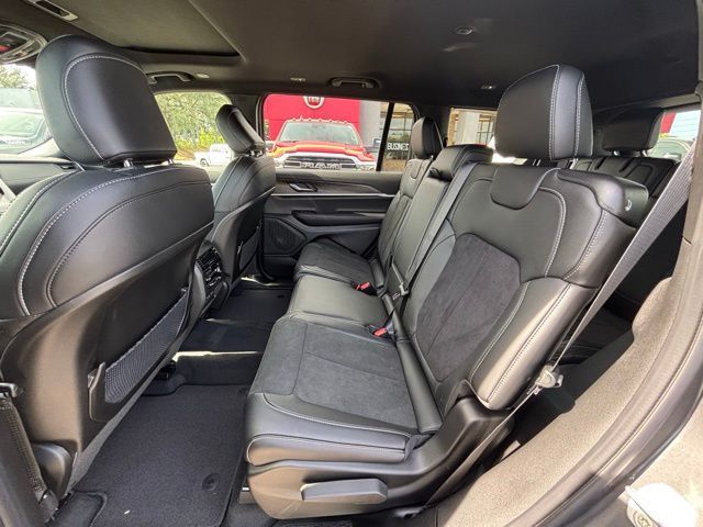 2026 Jeep Grand Cherokee L Altitude