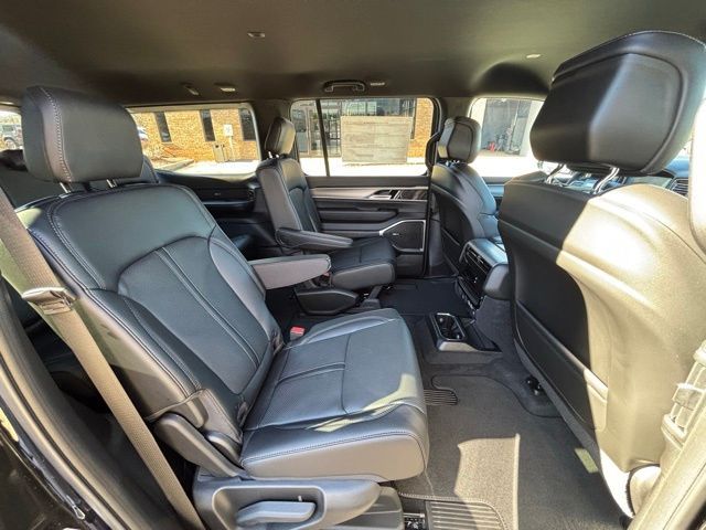 2026 Jeep Grand Wagoneer Base