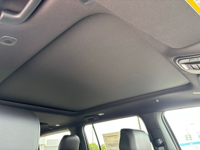 2026 Jeep Grand Wagoneer Base