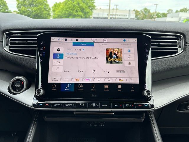 2026 Jeep Grand Wagoneer Base