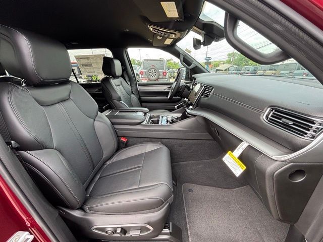 2026 Jeep Grand Wagoneer Base