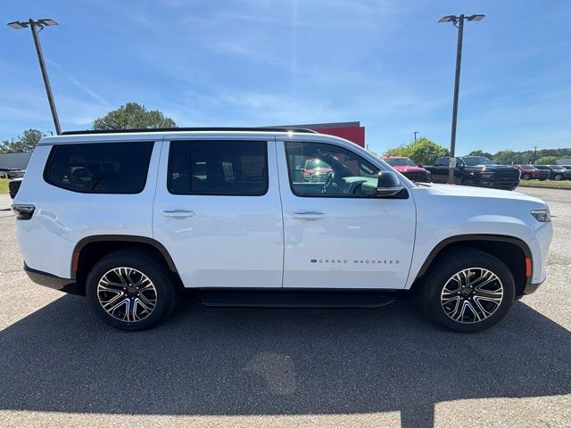 2026 Jeep Grand Wagoneer Base