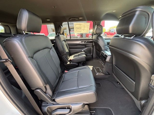 2026 Jeep Grand Wagoneer Base
