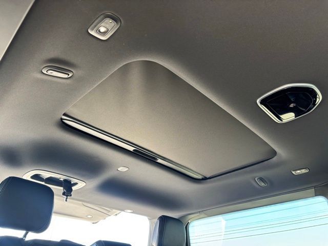 2026 Jeep Grand Wagoneer Summit Obsidian