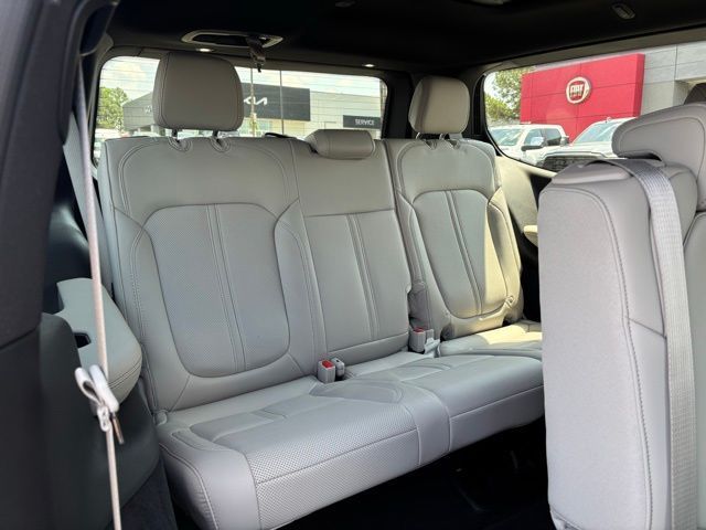 2026 Jeep Grand Wagoneer Summit Obsidian