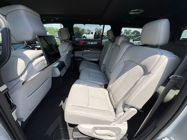 2026 Jeep Grand Wagoneer Summit Obsidian