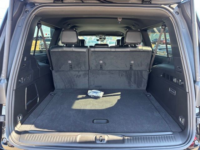 2026 Jeep Grand Wagoneer L Base