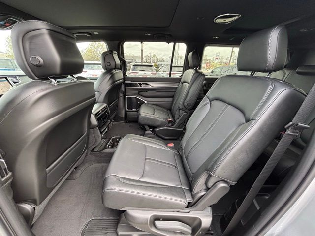 2026 Jeep Grand Wagoneer L