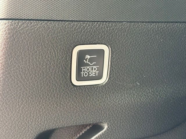 2026 Jeep Grand Wagoneer L Summit Obsidian