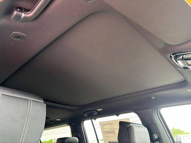 2026 Jeep Grand Wagoneer L Summit Obsidian