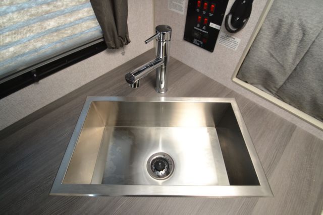 2026 Northwood Arctic Fox 990