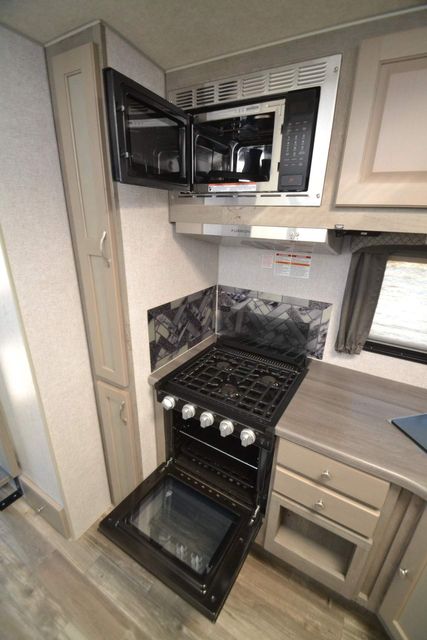 2026 Northwood Arctic Fox 990