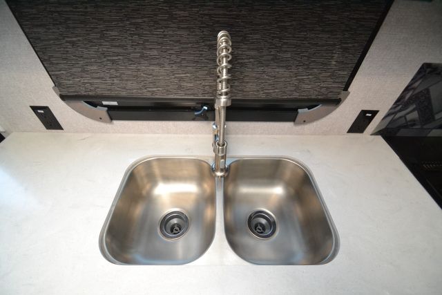 2026 Northwood Arctic Fox Edge 25RB