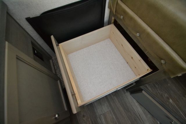 2026 Northwood Wolf Creek 910