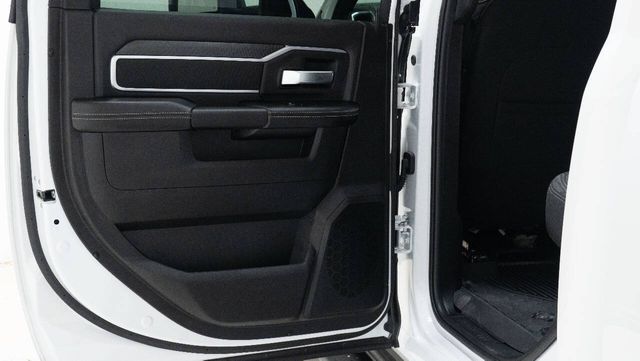 2026 Ram 3500 Big Horn 4x4 4dr Crew Cab 8 ft. LB DRW Pickup | Houston, TX | Houston Auto Credit 2026 Ram 3500 Big Horn 4x4 4dr Crew Cab 8 ft. LB DRW Pickup | Houston, TX | Houston Auto Credit