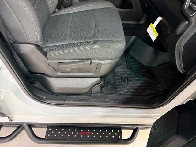 2026 Ram 3500 Big Horn 4x4 4dr Crew Cab 8 ft. LB DRW Pickup | Houston, TX | Houston Auto Credit