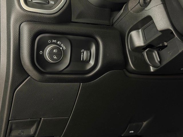2026 Ram 3500 Big Horn 4x4 4dr Crew Cab 8 ft. LB DRW Pickup | Houston, TX | Houston Auto Credit 2026 Ram 3500 Big Horn 4x4 4dr Crew Cab 8 ft. LB DRW Pickup | Houston, TX | Houston Auto Credit