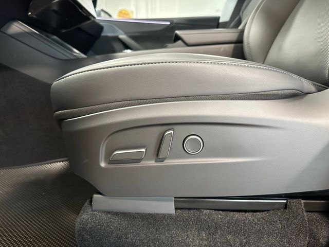 2026 Tesla Model Y Base | Irving, Texas | Hopper Motorplex