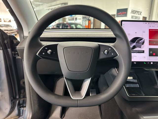 2026 Tesla Model Y Base | Irving, Texas | Hopper Motorplex