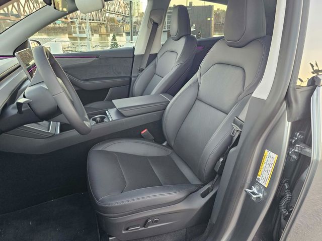 2026 Tesla Model Y Long Range | North Little Rock, AR | EVolve Auto 2026 Tesla Model Y Long Range | North Little Rock, AR | EVolve Auto