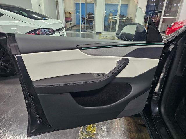 2026 Tesla Model Y Long Range | North Little Rock, AR | EVolve Auto 2026 Tesla Model Y Long Range | North Little Rock, AR | EVolve Auto