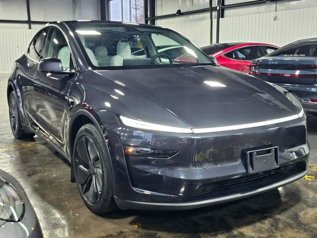 2026 Tesla Model Y Long Range | North Little Rock, AR | EVolve Auto 2026 Tesla Model Y Long Range | North Little Rock, AR | EVolve Auto