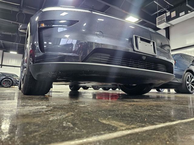 2026 Tesla Model Y Long Range | North Little Rock, AR | EVolve Auto 2026 Tesla Model Y Long Range | North Little Rock, AR | EVolve Auto