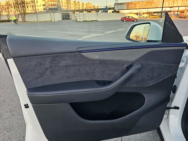 2026 Tesla Model Y Long Range | North Little Rock, AR | EVolve Auto 2026 Tesla Model Y Long Range | North Little Rock, AR | EVolve Auto