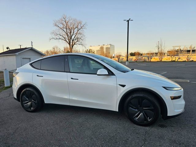 2026 Tesla Model Y Long Range | North Little Rock, AR | EVolve Auto 2026 Tesla Model Y Long Range | North Little Rock, AR | EVolve Auto