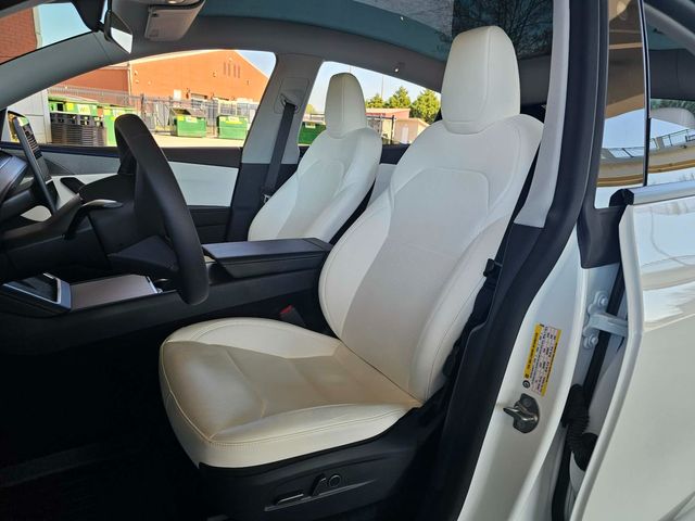 2026 Tesla Model Y Long Range Launch Series | North Little Rock, AR | EVolve Auto 2026 Tesla Model Y Long Range Launch Series | North Little Rock, AR | EVolve Auto