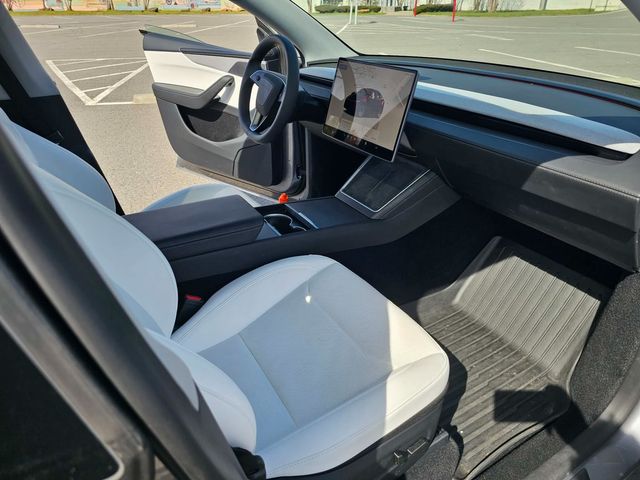 2026 Tesla Model Y Long Range Launch Series | North Little Rock, AR | EVolve Auto 2026 Tesla Model Y Long Range Launch Series | North Little Rock, AR | EVolve Auto